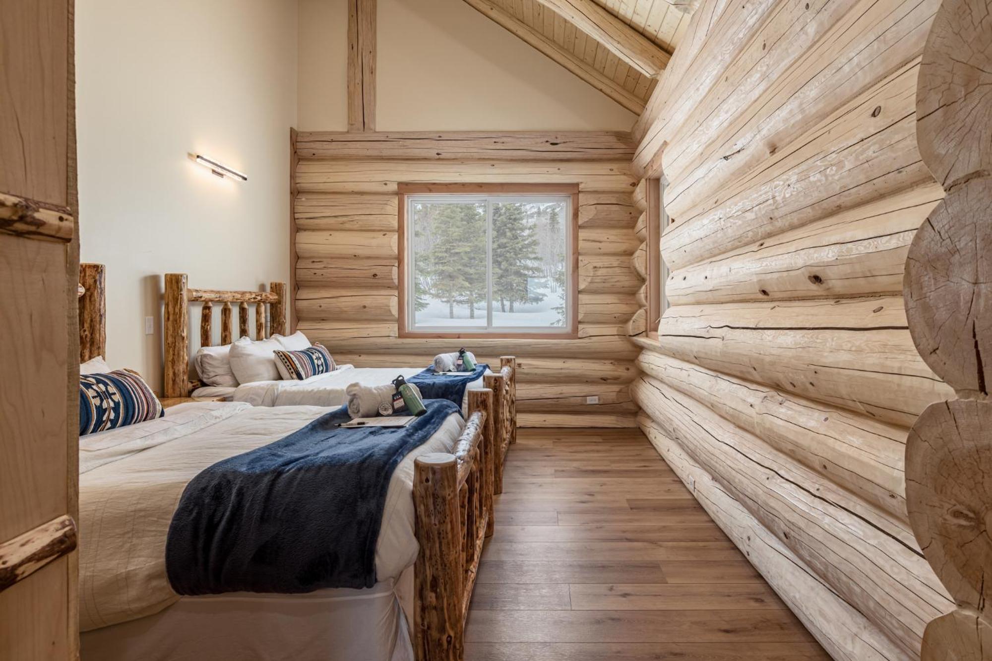 Majestic Valley Wilderness Lodge Sutton-Alpine Exterior foto